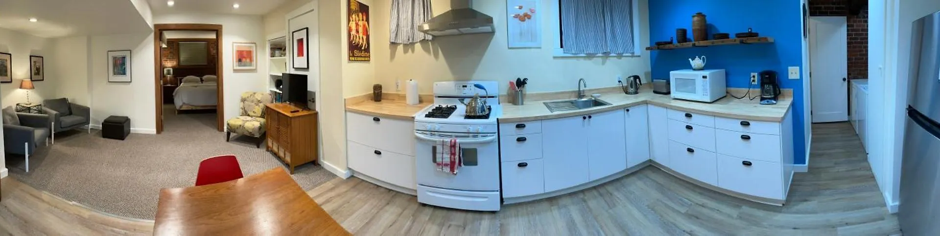 Portland International Guesthouse 2*,